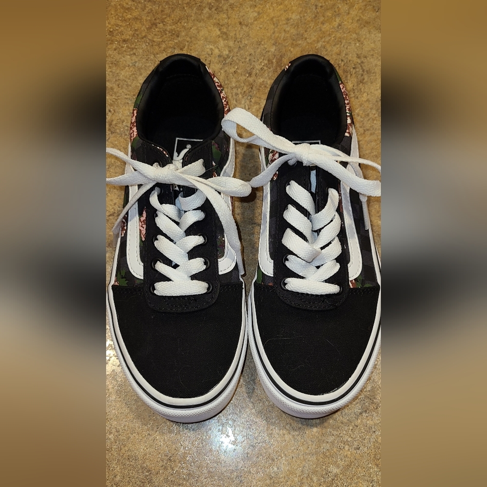 Girls Van's Sneakers